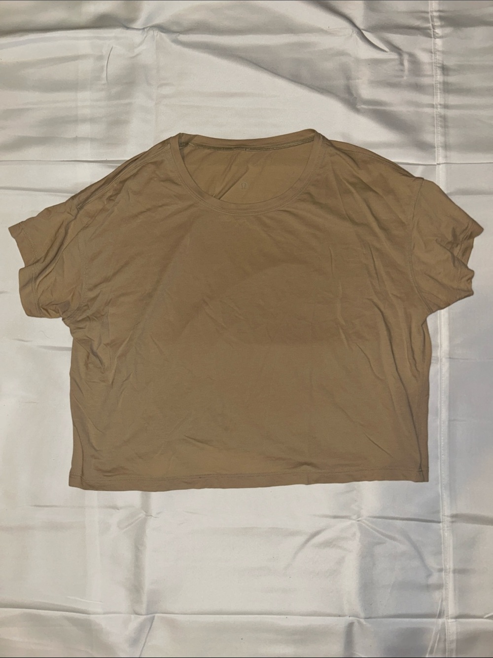 lululemon athletica Cropped Tee in Tan